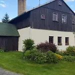 Bez Hranic Holiday home Krompach