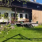 Bez Hranic Holiday home *